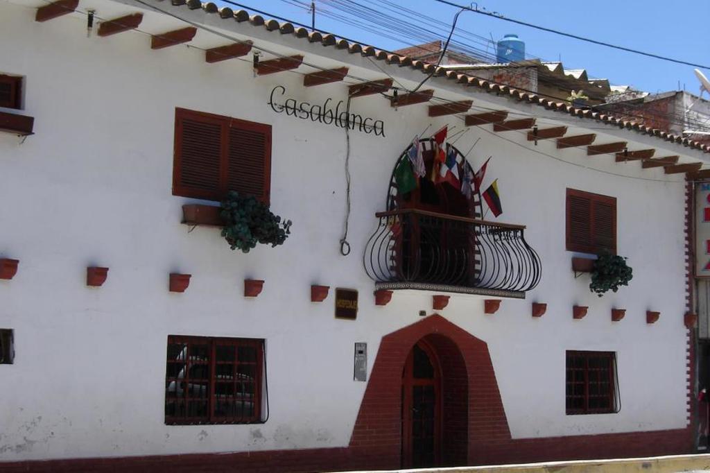 Hospedaje Casa Blanca อัวรัซ ภายนอก รูปภาพ