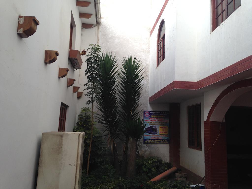 Hospedaje Casa Blanca อัวรัซ ภายนอก รูปภาพ