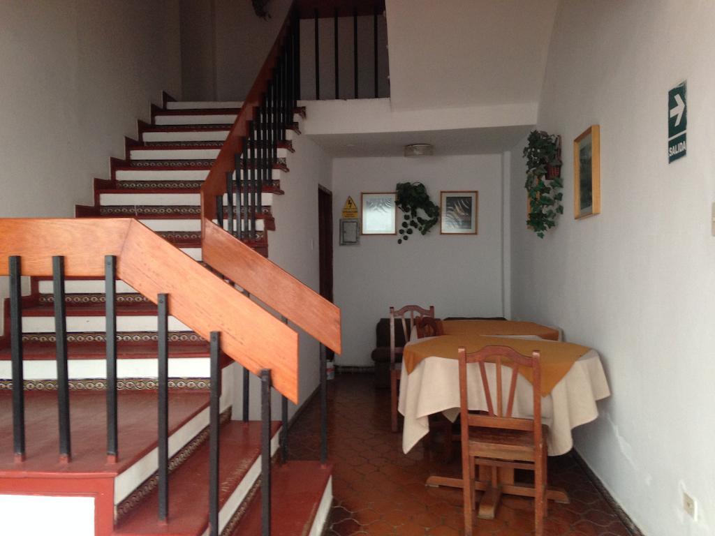 Hospedaje Casa Blanca อัวรัซ ภายนอก รูปภาพ