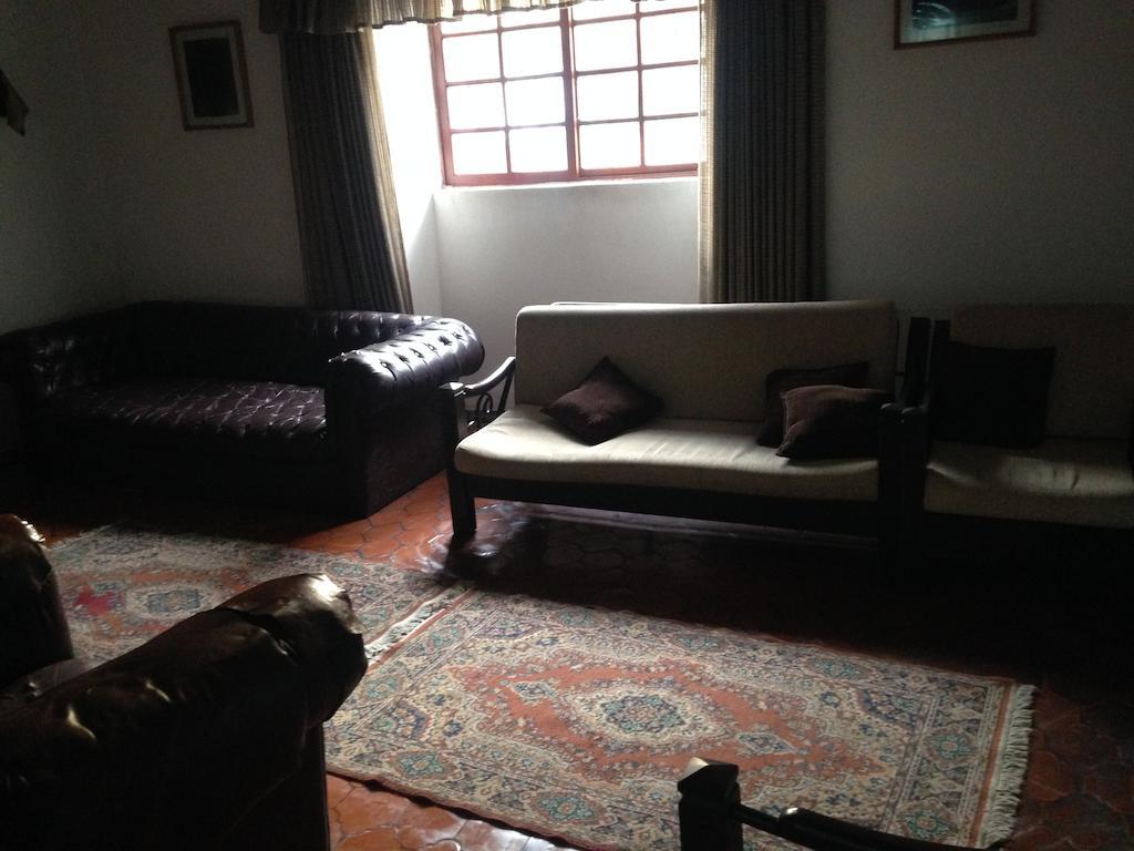 Hospedaje Casa Blanca อัวรัซ ภายนอก รูปภาพ